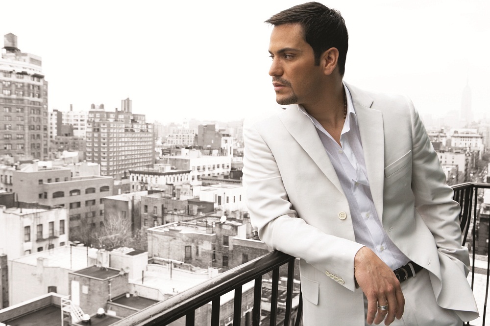 Fondos de Victor Manuelle